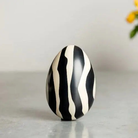 Zoe Reusable Easter Egg / Swedish-style Påskägg - WOW Chocolao!