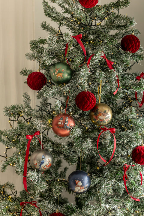 Weihnachtliche Kugel mit Rentieren und Elfen, gefüllt mit knusprigen Trüffel-Lollis 100g