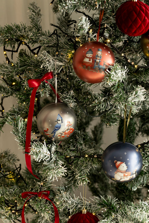 Weihnachtskugel „Nussknacker“ gefüllt mit knusprigen Trüffel-Pops 100g