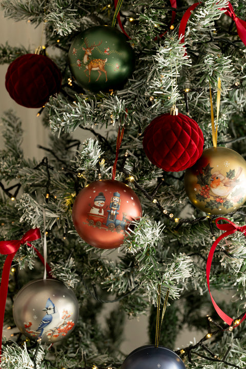 Weihnachtskugel „Nussknacker“ gefüllt mit knusprigen Trüffel-Pops 100g