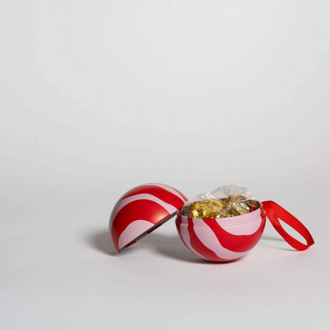 Gåva Eco-friendly Christmas Bauble - 50g chocolate truffles - Metal - Lucia - WOW Chocolao!