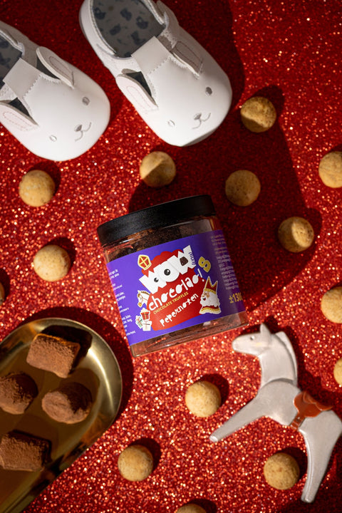 Pepernoten Chocolate Truffles Gift Jar 130g | Sinterklaas Chocolate - WOW Chocolao!